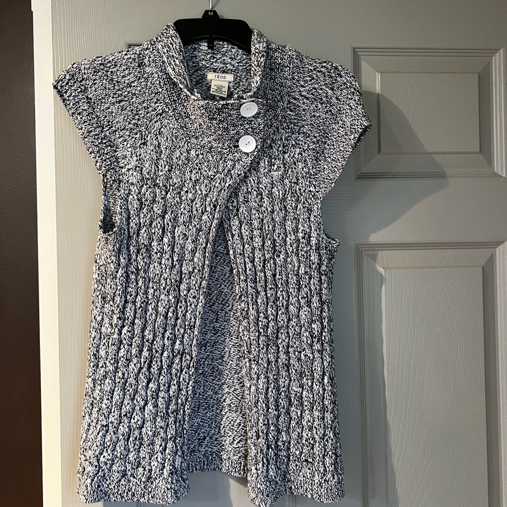 Black and White Knit Sleeveless Cardigan